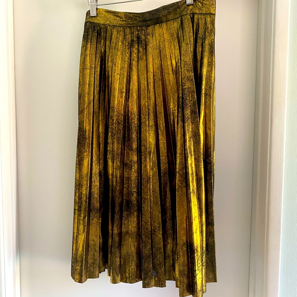 Gold pleated skirt